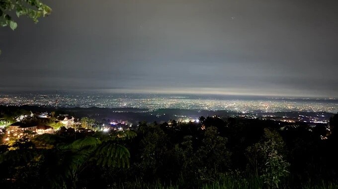 Pemandangan Malam Menakjubkan